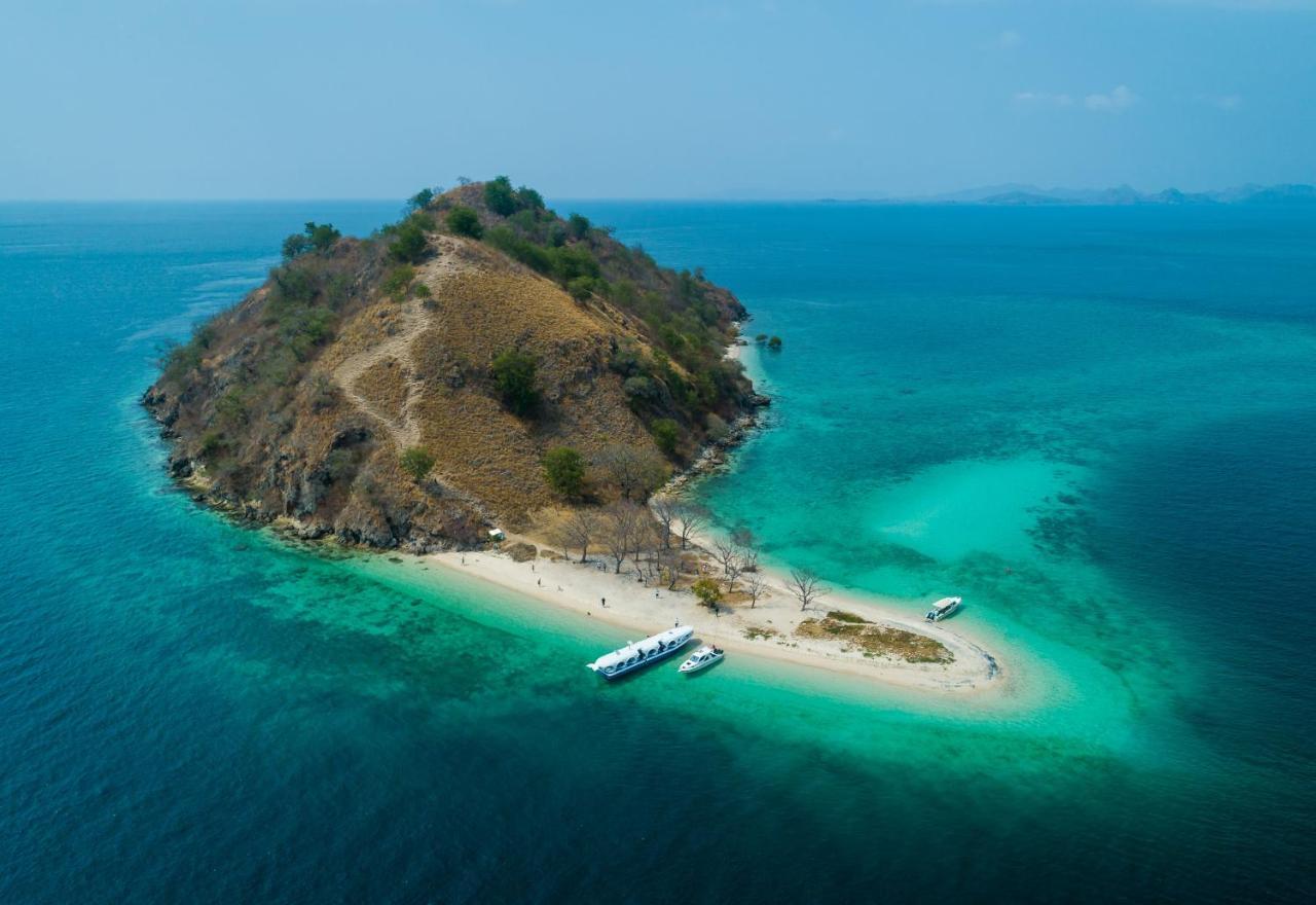 Ayana Komodo Waecicu Beach Labuan Bajo Dış mekan fotoğraf